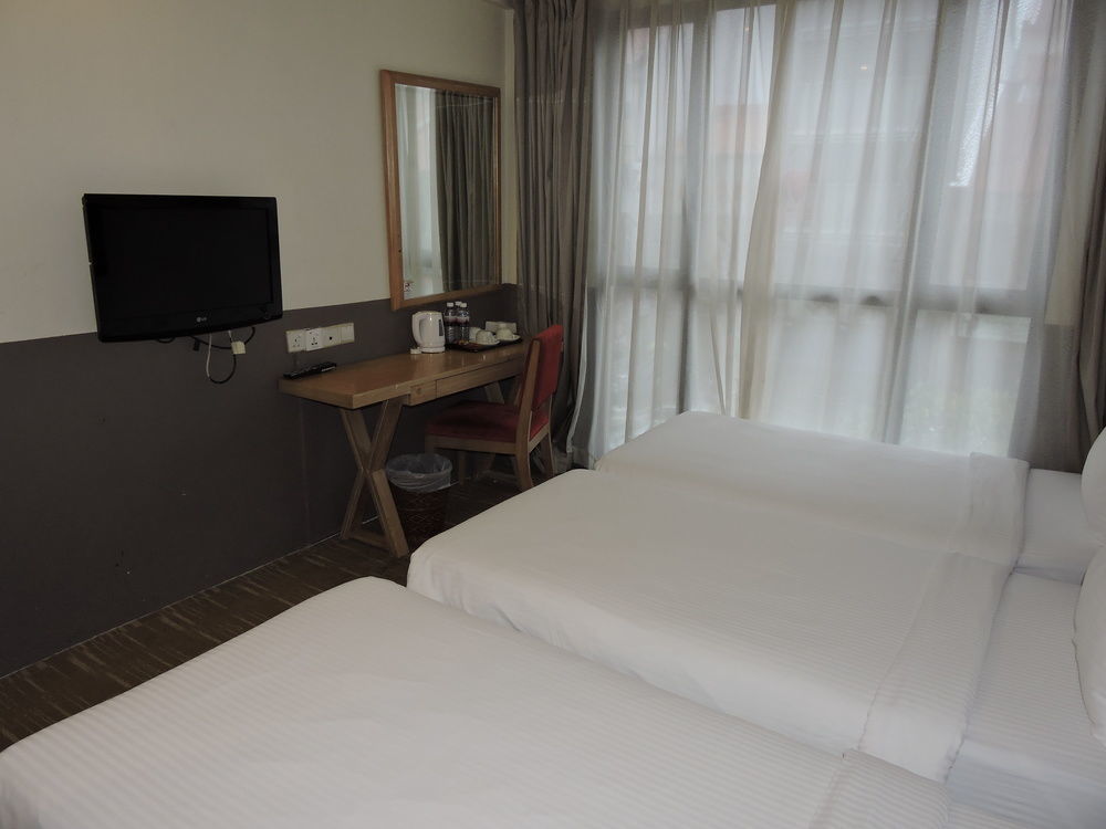 Holiday Inn Express Singapore Serangoon By Ihg Экстерьер фото