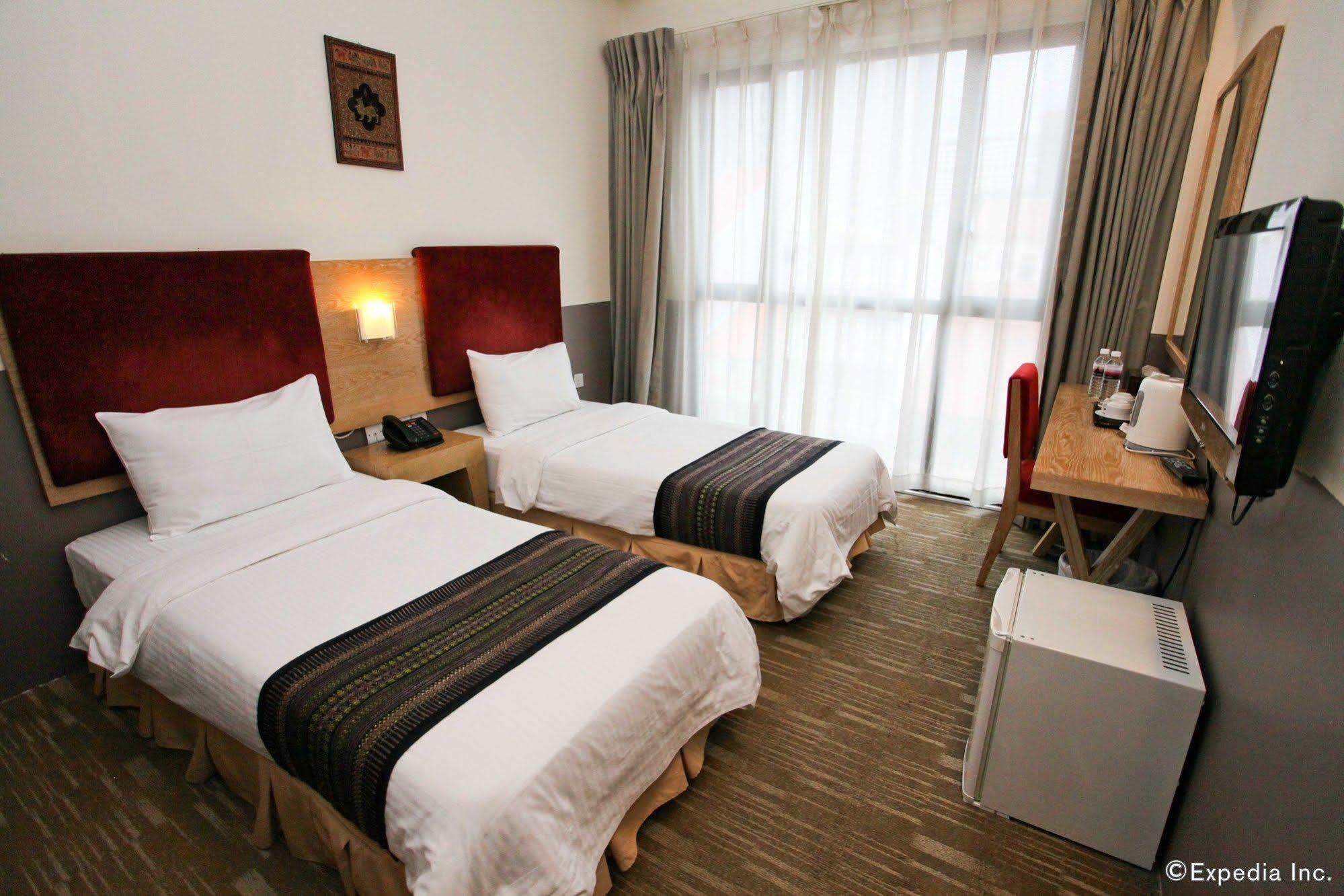 Holiday Inn Express Singapore Serangoon By Ihg Экстерьер фото